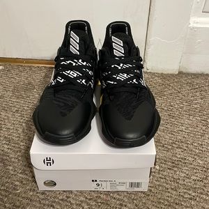 Adidas Harden Vol. 4